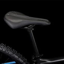 Cube Aim Black´n´blue 2021 -Promos VTT Magasin 501100 D3